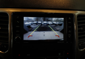 Подержанный автомобиль Jeep Grand Cherokee 2012 года (29 фото)