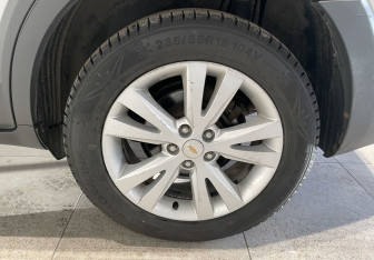 Подержанный автомобиль Chevrolet Captiva 2014 года (12 фото)