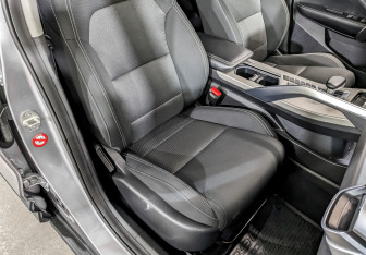 Подержанный автомобиль Geely Coolray 2023 года (23 фото)