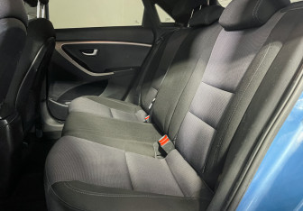 Подержанный автомобиль Hyundai i30 Hatchback 2013 года (10 фото)