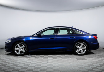 Подержанный автомобиль Audi A6 Sedan 2020 года (8 фото)