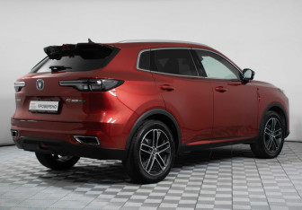 Подержанный автомобиль Changan CS55PLUS 2023 года (5 фото)