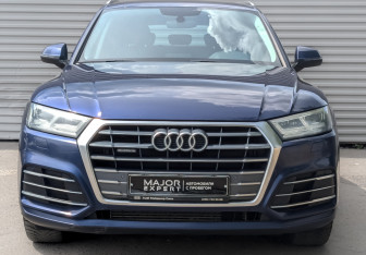 Подержанный автомобиль Audi Q5 2020 года (2 фото)