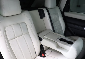 Подержанный автомобиль Land Rover Range Rover Sport 2019 года (19 фото)