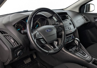 Подержанный автомобиль Ford Focus Hatchback 2018 года (15 фото)
