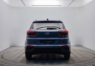 Подержанный автомобиль Hyundai Creta 2019 года (6 фото)