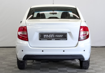 Подержанный автомобиль LADA (ВАЗ) Granta Sedan 2023 года (6 фото)