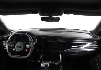 Подержанный автомобиль Audi SQ8 2019 года (12 фото)