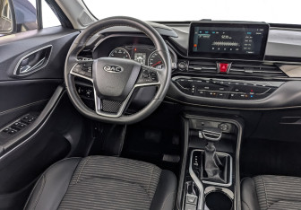 Подержанный автомобиль JAC JS4 2022 года (26 фото)