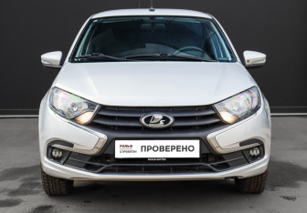 Подержанный автомобиль LADA (ВАЗ) Granta Liftback 2023 года (2 фото)
