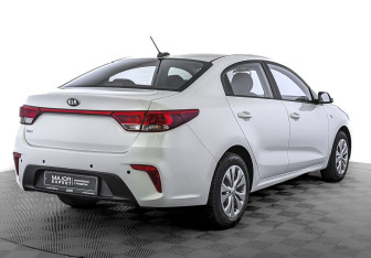 Подержанный автомобиль Kia Rio Sedan 2020 года (5 фото)