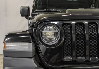 Подержанный автомобиль Jeep Wrangler 2021 года (16 фото)