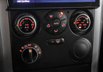 Подержанный автомобиль Suzuki Grand Vitara 2007 года (21 фото)