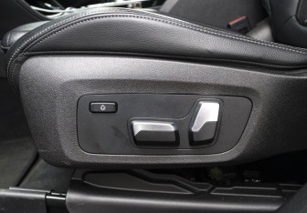 Подержанный автомобиль BMW X4 2019 года (19 фото)