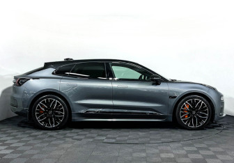 Подержанный автомобиль Zeekr 001 2023 года (4 фото)