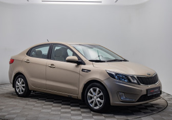 Подержанный автомобиль Kia Rio Sedan 2013 года (7 фото)