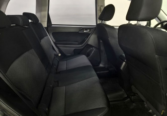 Подержанный автомобиль Subaru Forester Suv 2014 года (13 фото)