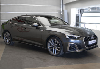 Подержанный автомобиль Audi A5 Liftback 2023 года (3 фото)