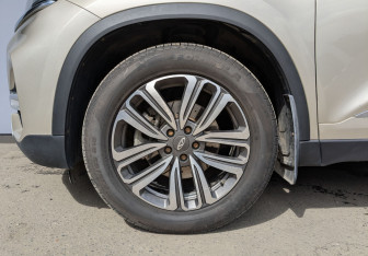 Подержанный автомобиль Chery Tiggo 8 2020 года (11 фото)