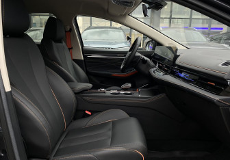 Подержанный автомобиль Omoda S5 GT 2024 года (24 фото)