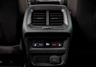 Подержанный автомобиль Volkswagen Tiguan 2018 года (28 фото)