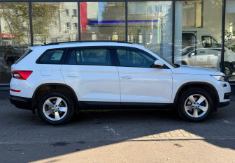 Подержанный автомобиль Skoda Kodiaq 2020 года (4 фото)