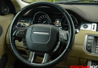 Подержанный автомобиль Land Rover Range Rover Evoque 2014 года (10 фото)