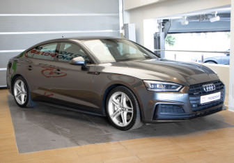 Подержанный автомобиль Audi A5 Liftback 2019 года (3 фото)