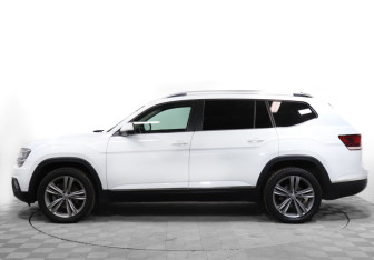 Подержанный автомобиль Volkswagen Teramont 2019 года (8 фото)