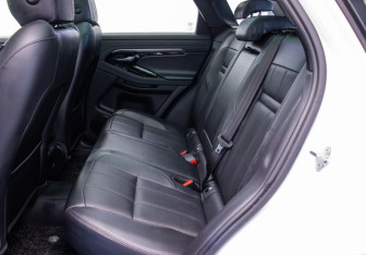 Подержанный автомобиль Land Rover Range Rover Evoque 2021 года (11 фото)
