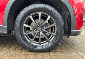 Подержанный автомобиль Mazda CX-5 2015 года (13 фото)