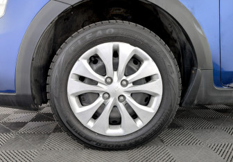 Подержанный автомобиль Kia Rio Hatchback 2021 года (18 фото)