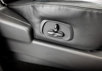 Подержанный автомобиль Mitsubishi Pajero 2018 года (20 фото)