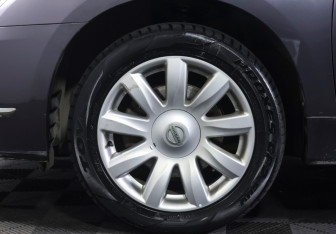 Подержанный автомобиль Nissan Teana 2010 года (20 фото)