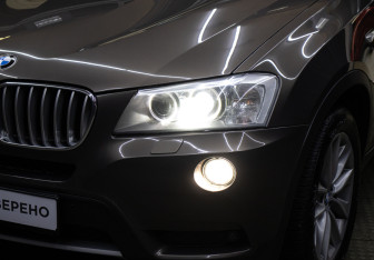 Подержанный автомобиль BMW X3 2012 года (22 фото)