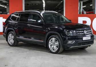 Подержанный автомобиль Volkswagen Teramont 2018 года (3 фото)