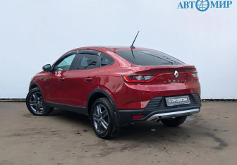 Подержанный автомобиль Renault Arkana 2021 года (7 фото)