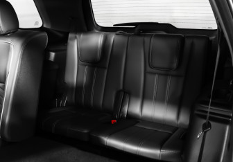 Подержанный автомобиль Changan CS95 2023 года (12 фото)