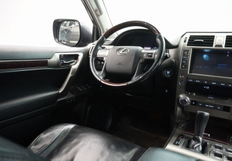 Подержанный автомобиль Lexus GX 2014 года (13 фото)