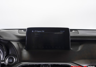 Подержанный автомобиль Mazda CX-9 2018 года (14 фото)