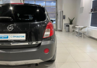 Подержанный автомобиль Opel Antara 2013 года (8 фото)