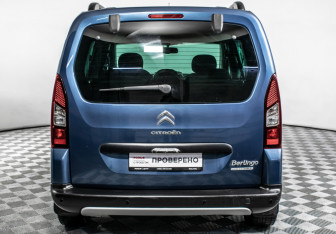 Подержанный автомобиль Citroen Berlingo 2016 года (6 фото)