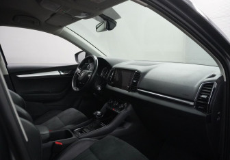 Подержанный автомобиль Skoda Karoq 2020 года (12 фото)