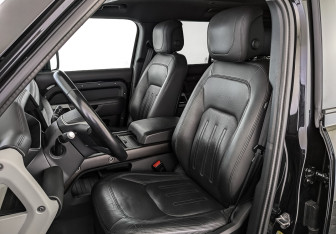 Подержанный автомобиль Land Rover Defender Suv 2020 года (20 фото)