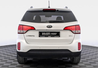 Подержанный автомобиль Kia Sorento 2019 года (6 фото)