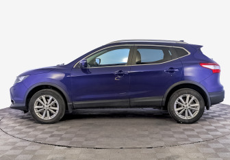 Подержанный автомобиль Nissan Qashqai 2018 года (8 фото)