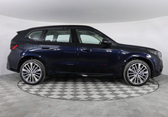 Новый BMW X1 2025 (6 фото)