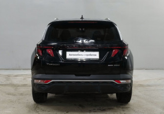 Подержанный автомобиль Hyundai Tucson 2022 года (6 фото)