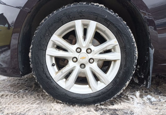 Подержанный автомобиль Chevrolet Cruze Wagon 2014 года (9 фото)