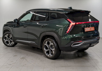 Подержанный автомобиль Geely Atlas 2024 года (7 фото)